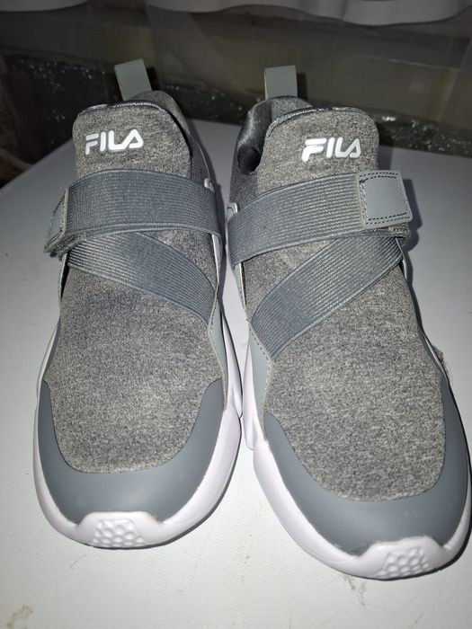 Кросівки жіночі FILA