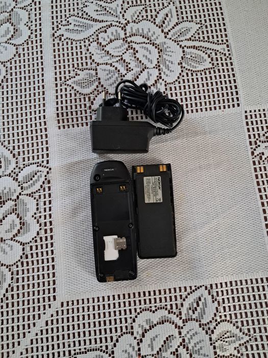 Telefon Nokia 6310i plus orginalna obudowa