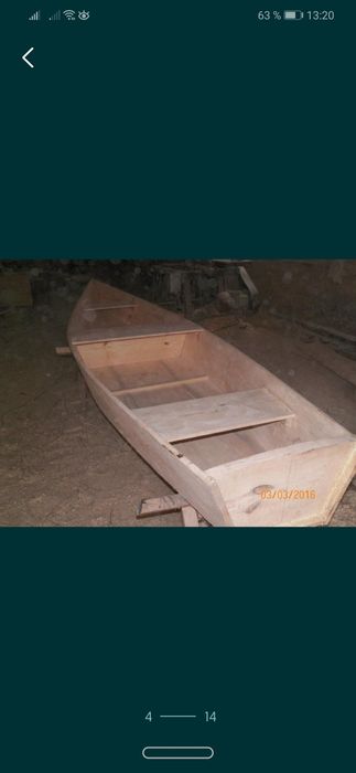 Лодка деревянная плоскодонка. Пгт. Сосниця