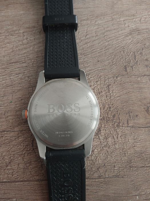 Męski zegarek firmy HUGO BOSS