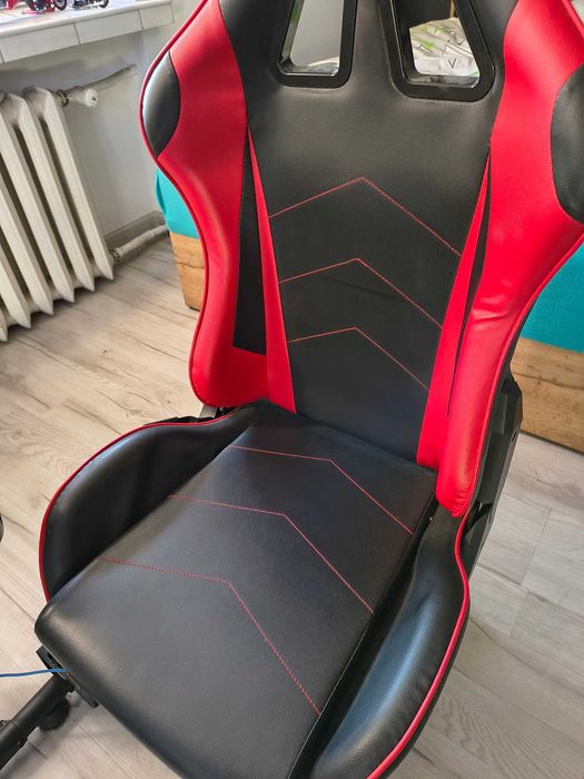Zestaw gamingowy fotel z kierownicą