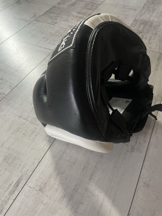 Kask bokserski Top King
