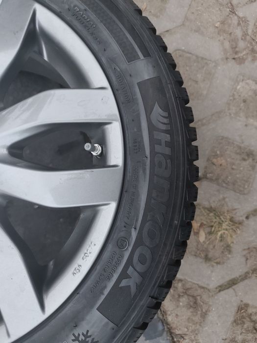Toyota Nissan Hyundai alufelgi kola zimowe 5*114.3 16" opony 205 55. 1
