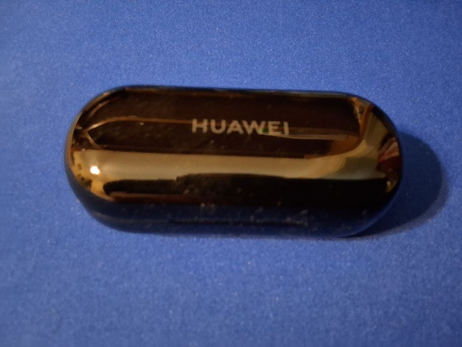 Phones Huawei FreeBuds 3i com um som muito claro e equilibrado