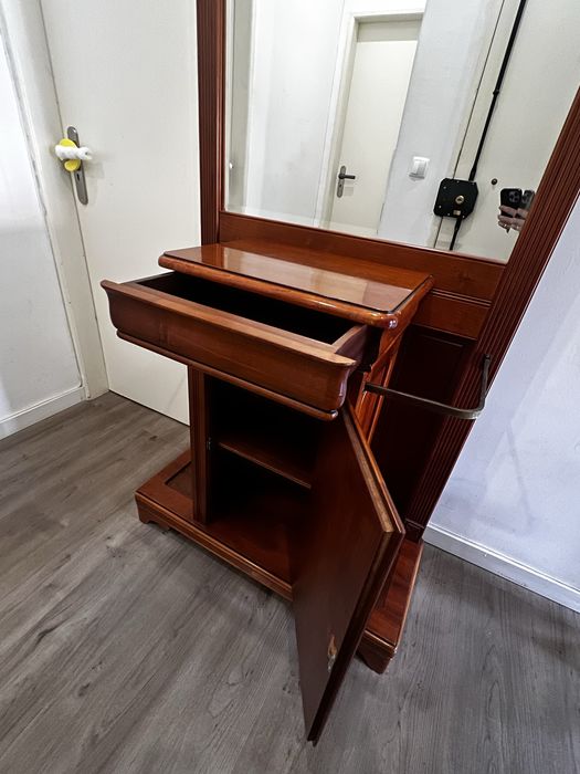 Móvel de entrada/recebidor de madeira com espelho