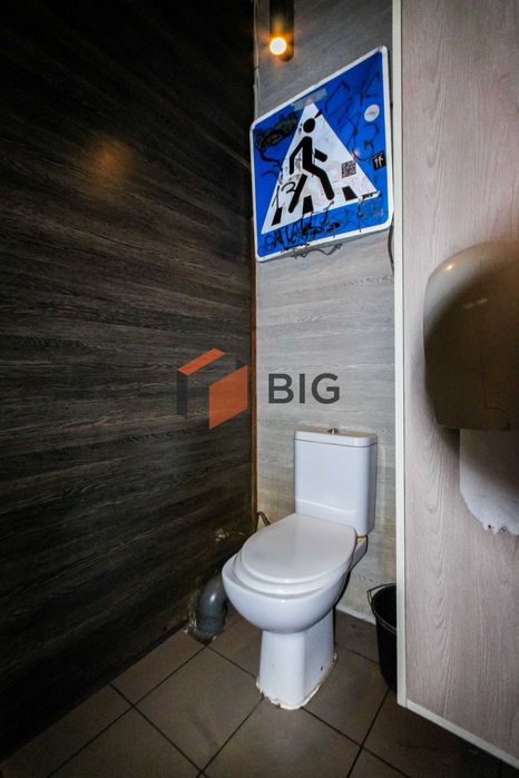 Здається в оренду торгове комерційне приміщення прохідна локація Луцьк