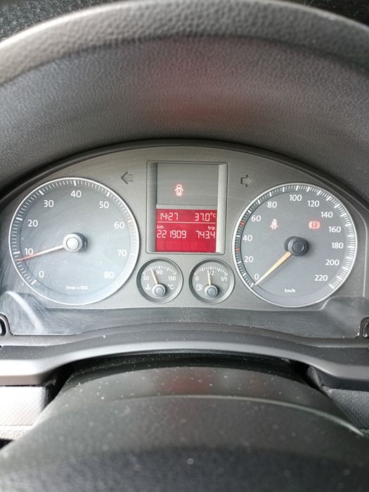 Vendo Volkswagen Golf MK5