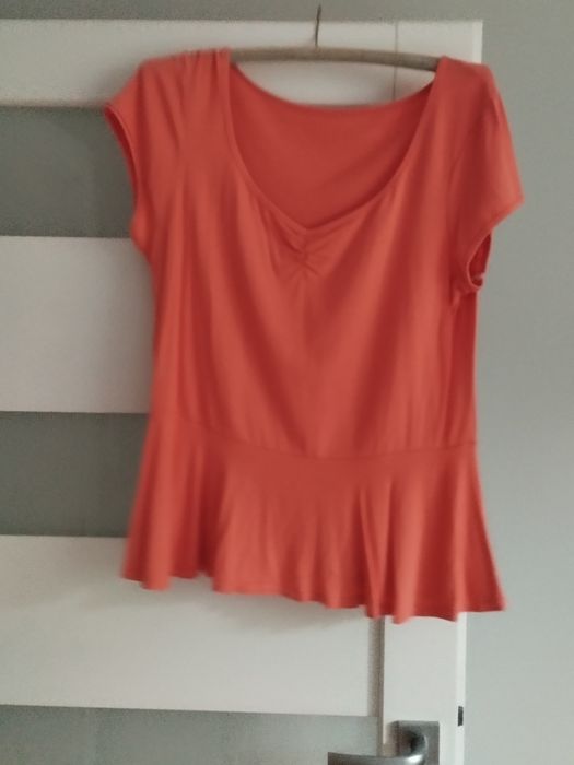 Bluzka damska z baskinką