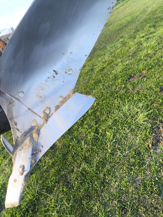 Pług huard 475 kuhn ,4 skibowe nowe elementy