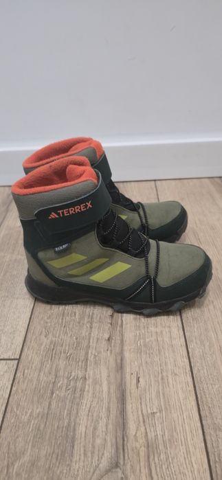 Buty zimowe chlopiece adidas 35