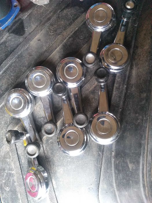 Ручки склопідйомники — (ВАЗ 2101 — 2107)