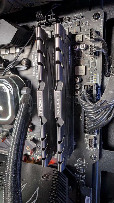 PC Desktop AMD Ryzen 9 5900X | RTX 3060 Ti | 32 GB RAM | 2 TB SSD64586219203971123