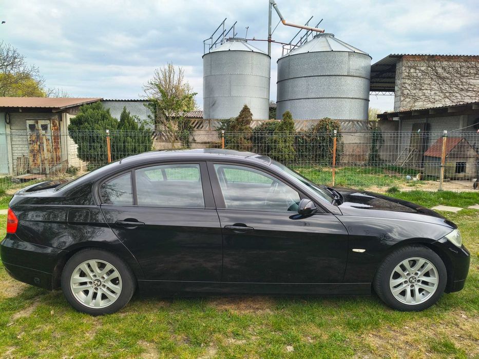 BMW E90 318i 2006r + GAZ