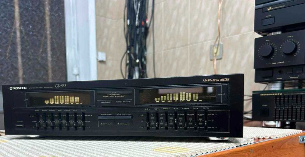 Pioneer Equalizador GR-555 band_7 impecável