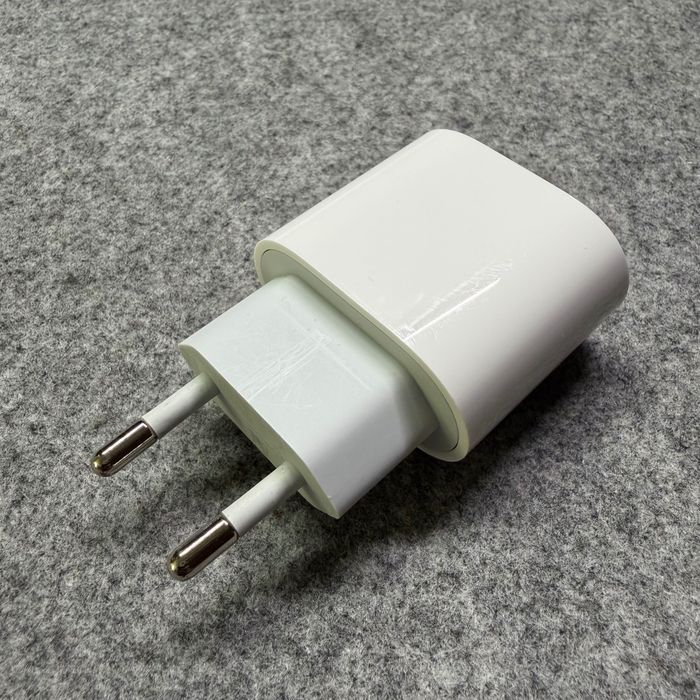 Zasilacz Ładowarka Apple USB-C 20W Biały A2347 oryginalna używana sprawna