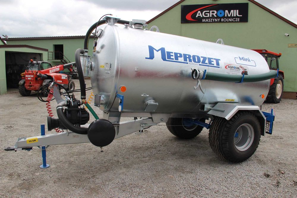 Wóz asenizacyjny beczka szambiarka MEPROZET PN-50 5000 l mini promocja