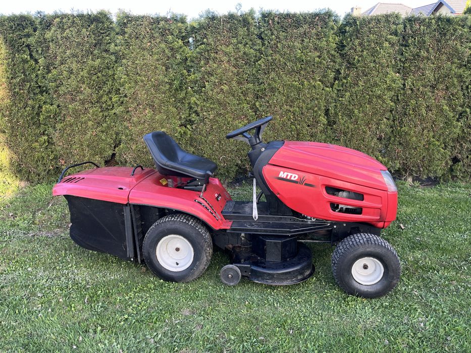 Traktorek kosiarka MTD je130