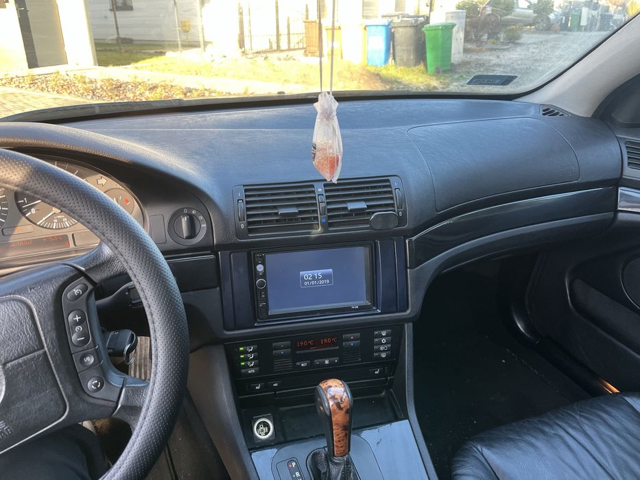 BMW E39 520i  1999 automat