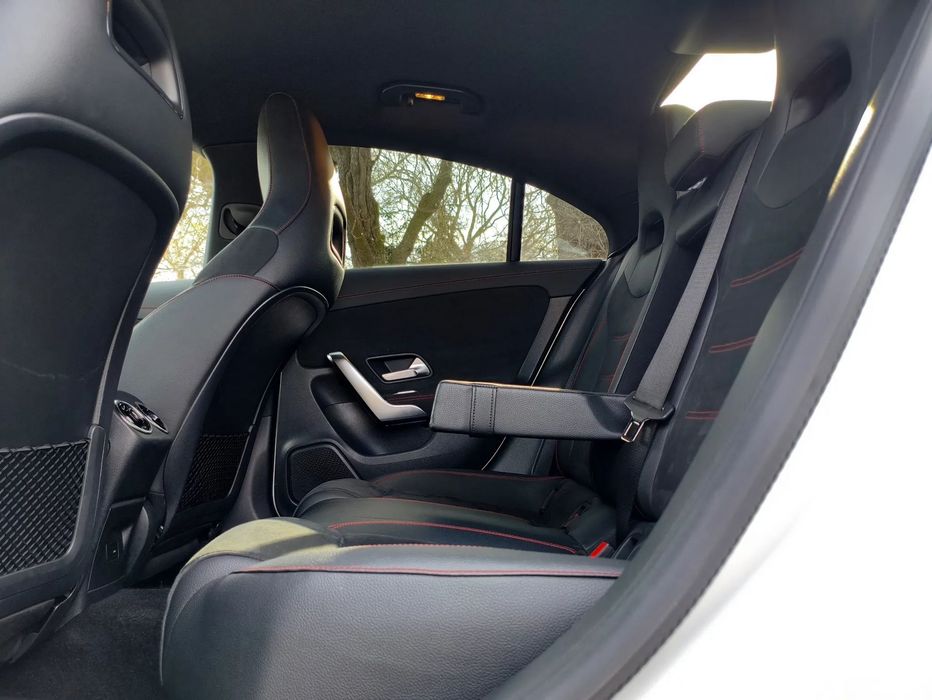 Mercedes-Benz CLA Mercedes-Benz CLA 250 E AMG Line 8G-DCT Plug-in