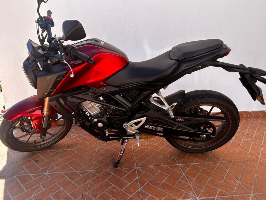 Vendo moto 125cbr  2023