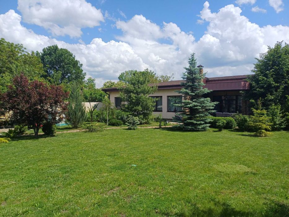 Продам сучасний будинок біля Харкова, Люботин, 192.7 м2 18 сот