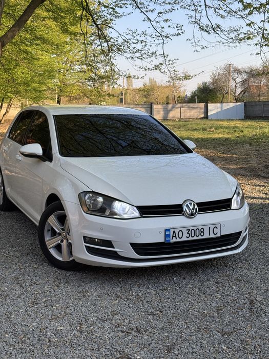 Продаю GOLF 7 2014 рік