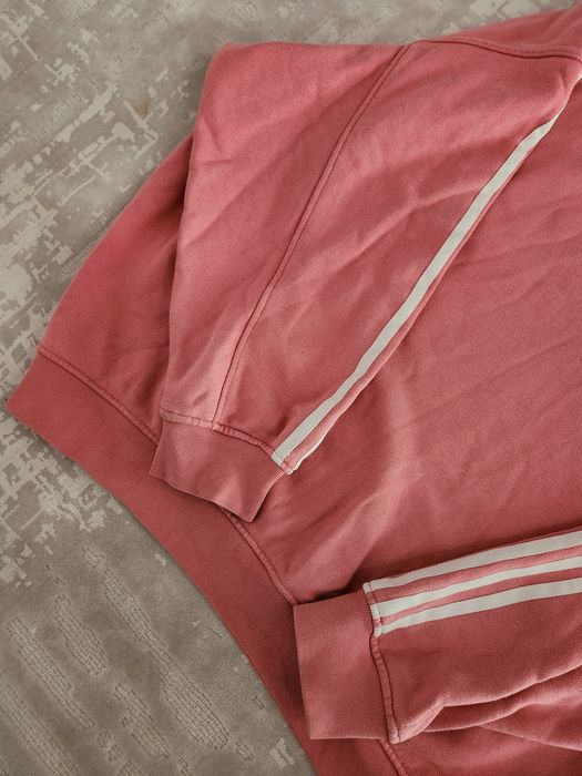 рожевий світшот адідас