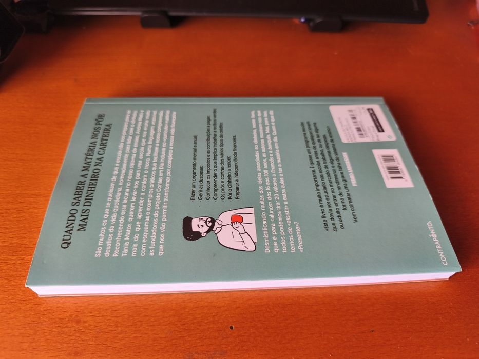 Livro "Escola de Finanças Pessoais"