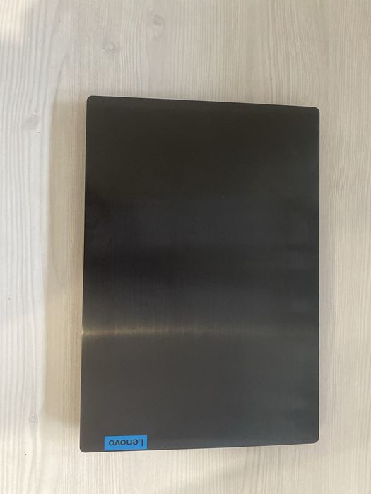 Laptop lenovo w dobrym stanie.