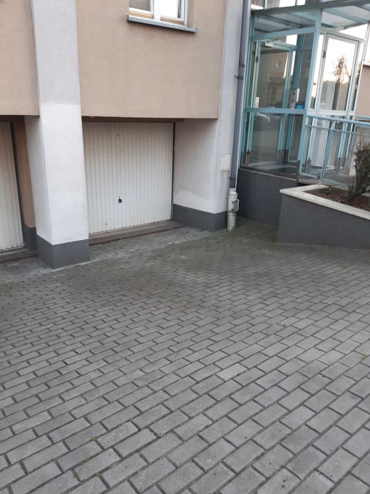 Garaż 15m2 ul. Tuchowska Kraków do wynajęcia