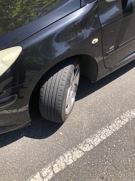 Peugeot 307 SW em bom estado