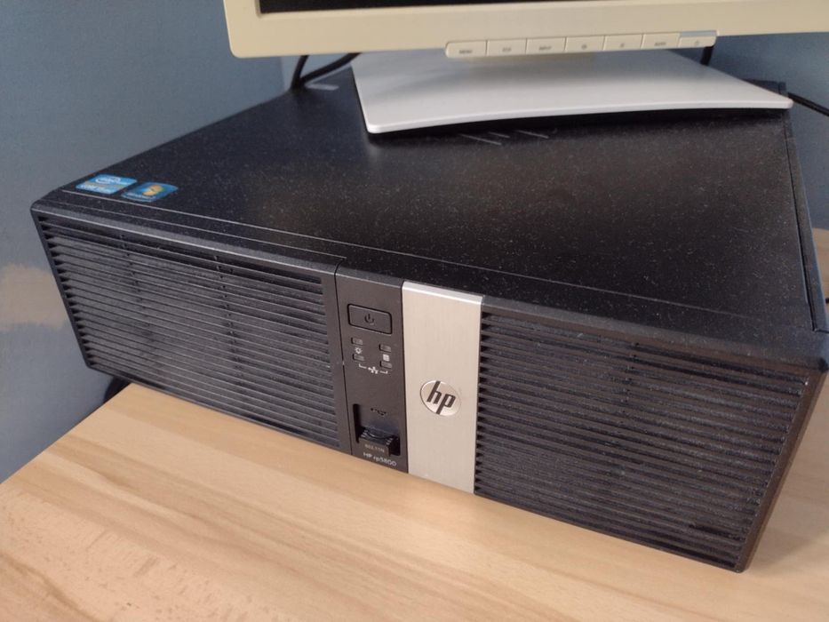 Hp RP 5800 komputer stacjonarny plus monitor