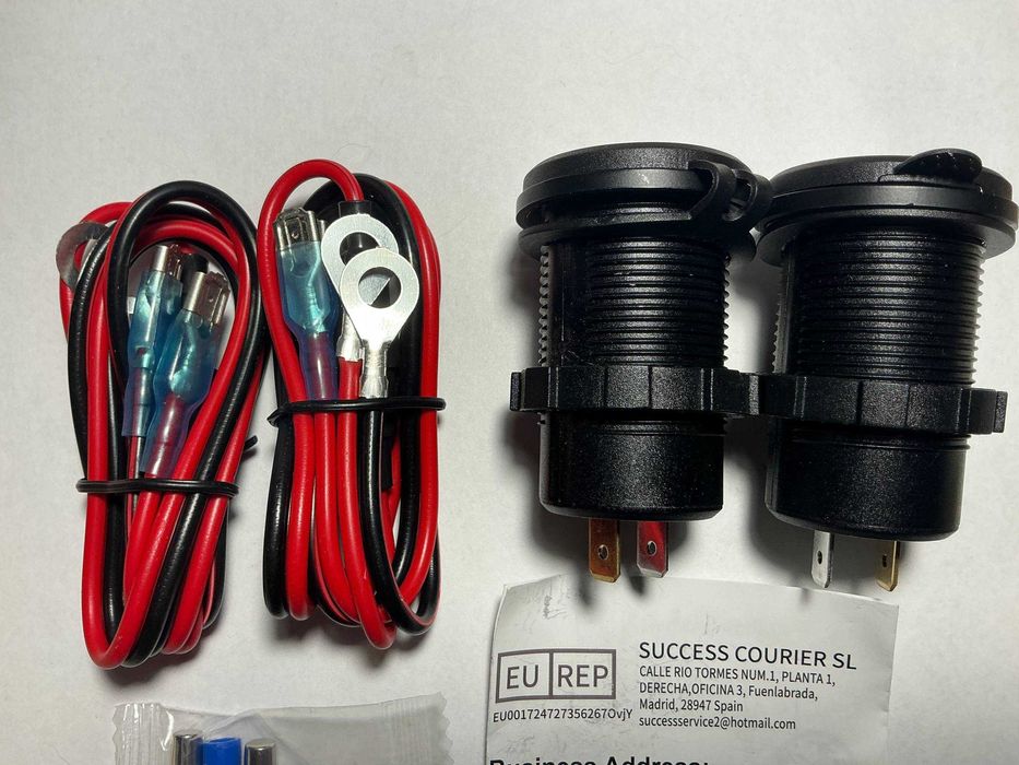 Автомобільна зарядка 12 V USB Socket Wire USB Charger Multi Port