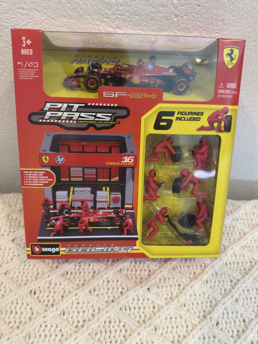 Formula 1. Pit Stop/ Boxes completo. Tamanho 1/43. Valor unitário