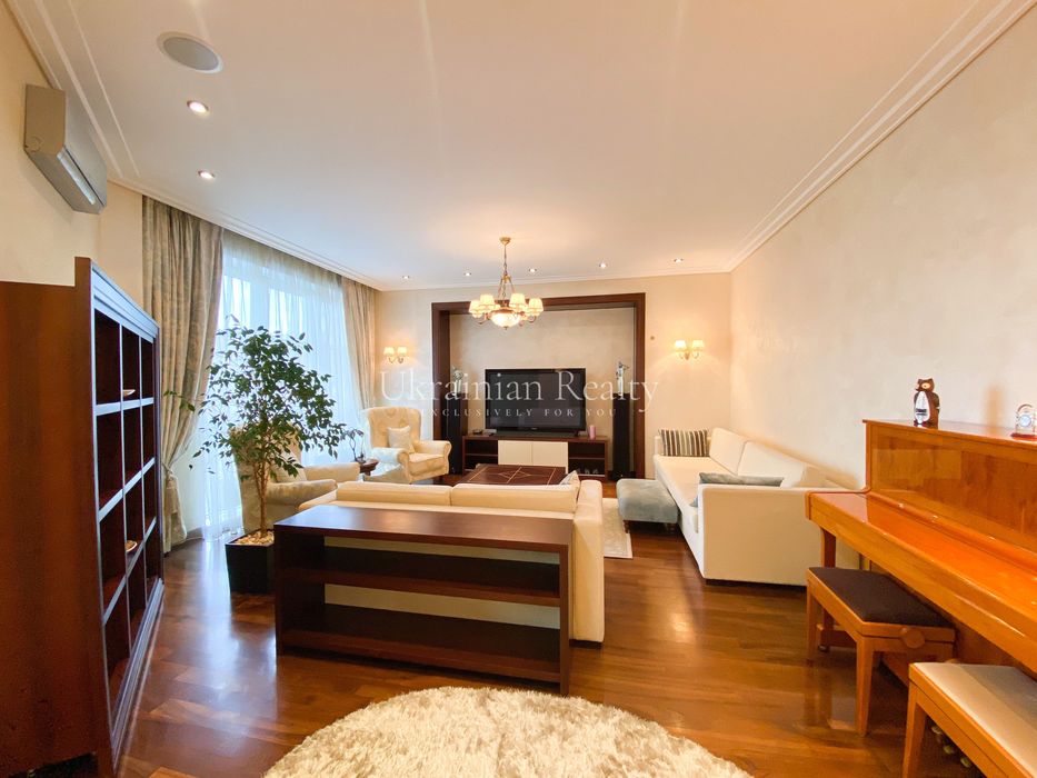 Продаж 4к квартири вул. Назарівська  23а. Ботанічний сад Фоміна