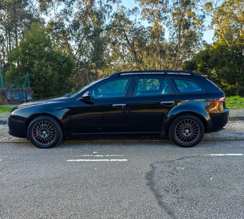 Alfa Romeo 159 Sportswagon 2.4 JTDm 200cv (única a  nível nacional)