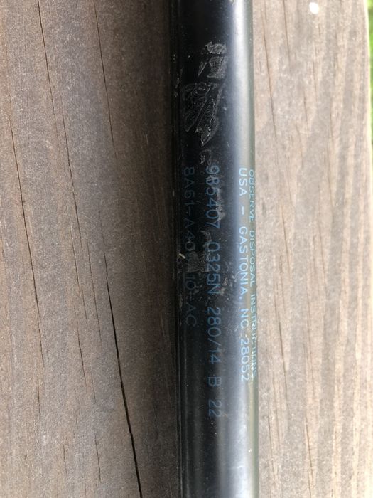 Амортизатори багажника Форд Фієста / Фиеста Ford Firsta