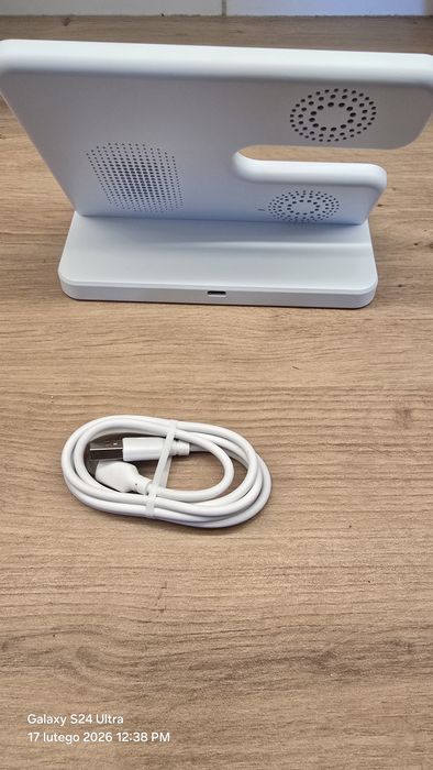 Ładowarka indukcyjna biała -szybkie ładowanie