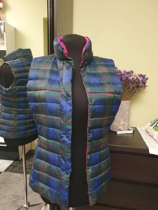 Пухова жилетка tommy