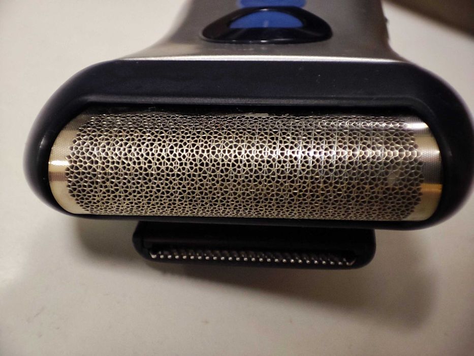 Электробритва BRAUN Series 1 150 отличное состояние