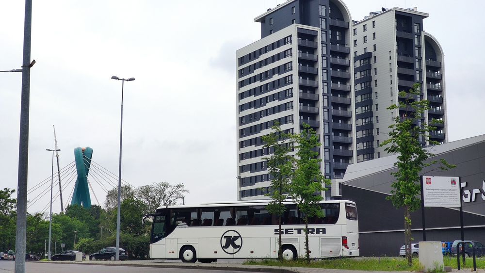 Wynajem busów autobusów autokarów przewóz osób autobusami