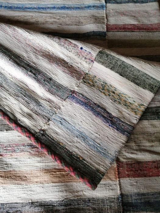 Manta de trapos ou tapeçaria antiga