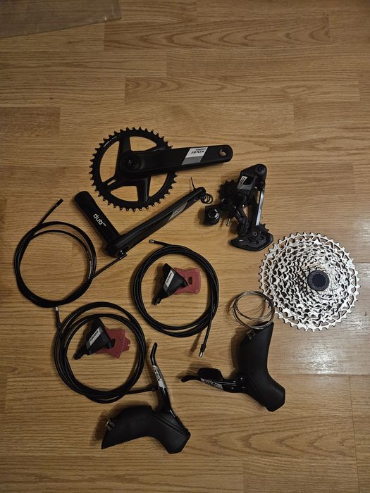 Grupa  Sram Apex  D1 Xplr  1-12 manualna