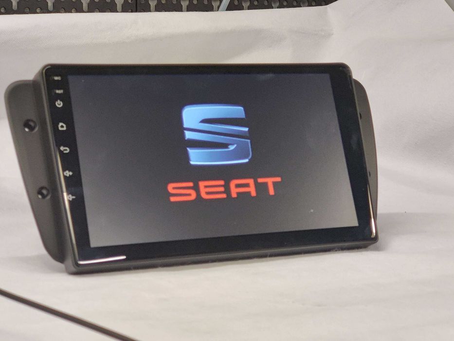 Cadre Façade Autoradio Double DIN Pour Seat Ibiza 6J (2008-2014) - Installation Facile, Ajustement Précis
