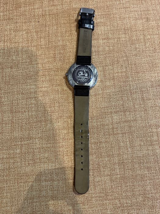 Relógio da marca Lambretta