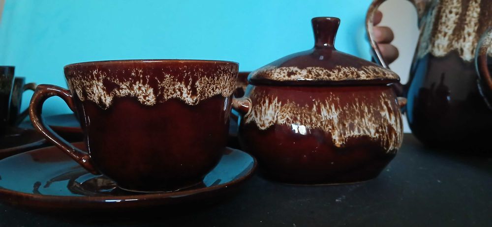 Conjunto de loiça cor chocolate446738060983019522