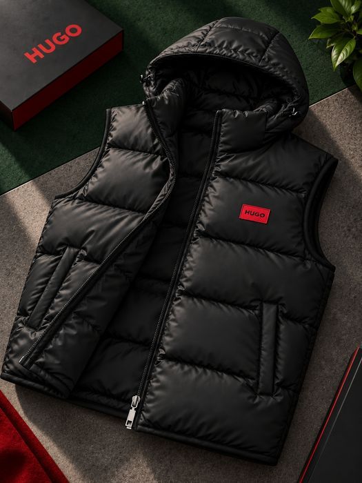 ЦІНА БУЛА 2500!Мужская брендовая жилетка Hugo Boss черная безрукавка ,хуго босс