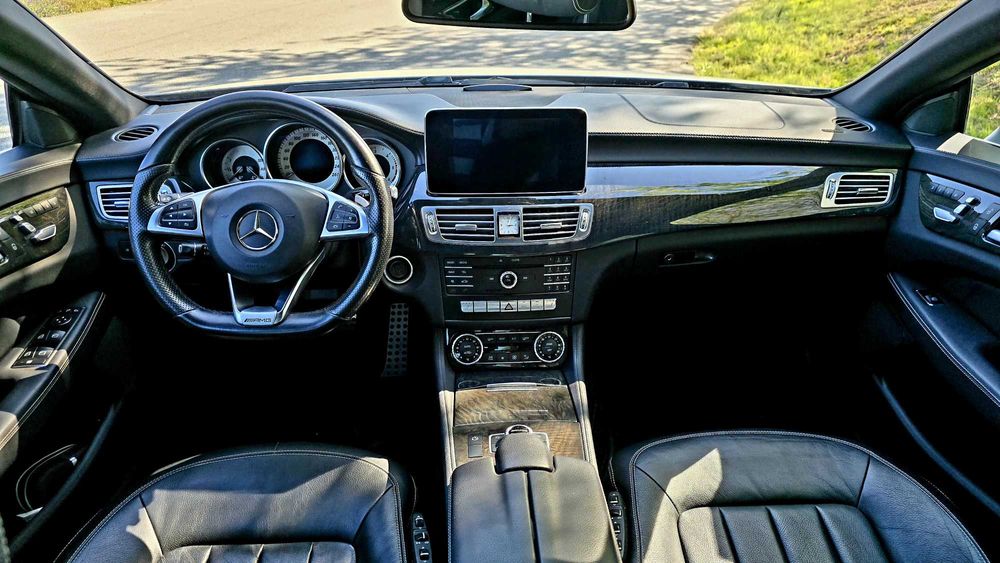 Mercedes-Benz CLS 220d Coupé AMG Line (9G-TRONIC)