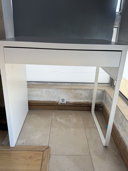 Mesa secretaria Micke