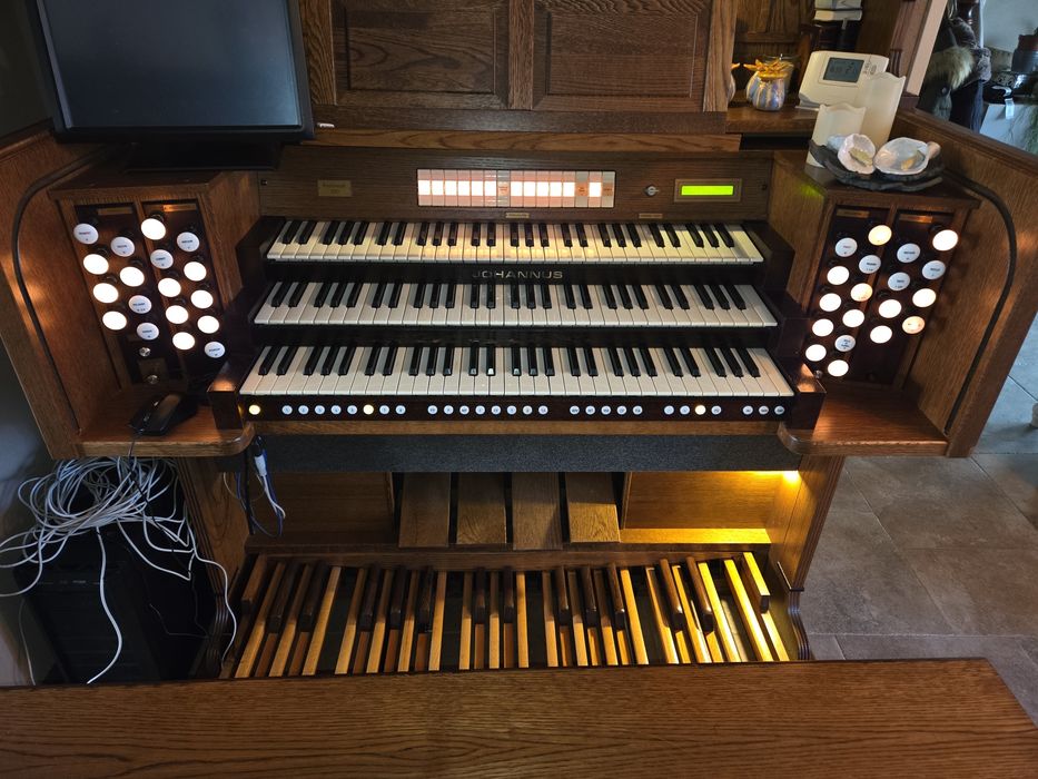 Organy kościelne Johannus REMBRANDT 300